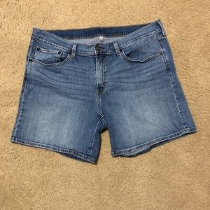 Levi Denim Jean Shorts 16/33